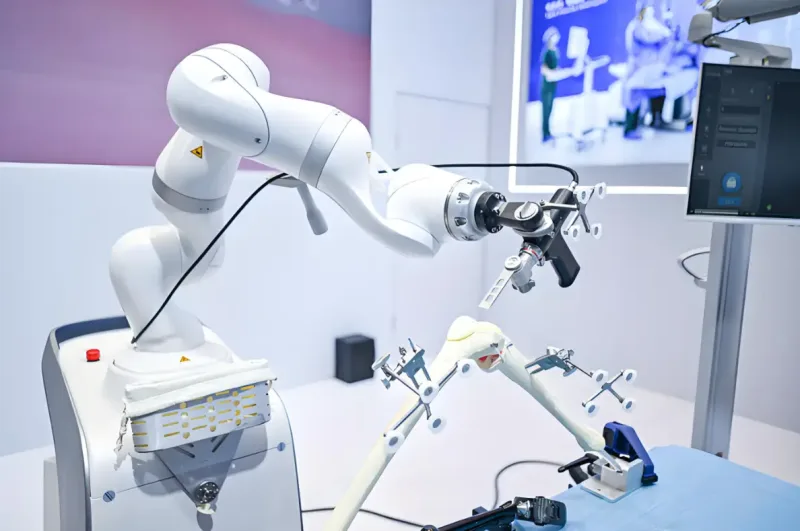 Surgical Robot (Intelligent Medical Equipment)