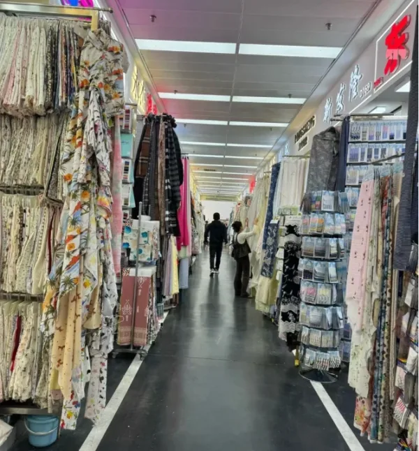 Guangzhou Zhongda Fabric Market