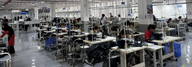 Multi-category clothing customization manual sewing production workshop