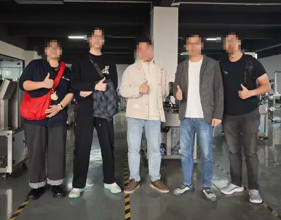 Visit a specialized stage dancewear factory in Guangzhou