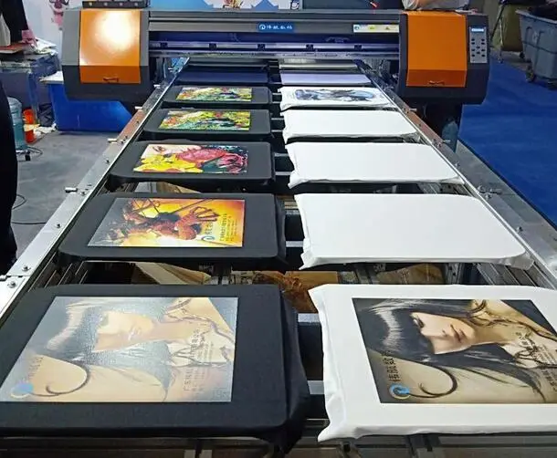 Digital printing workshop for T-shirts