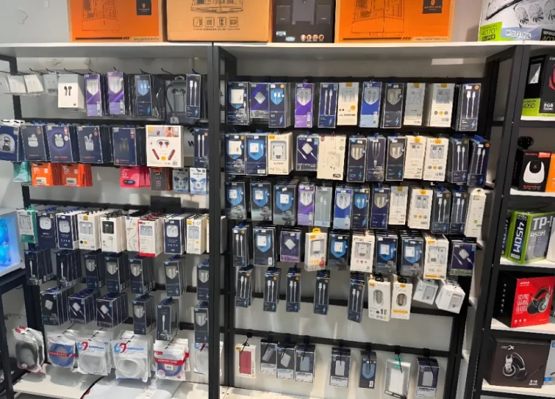 Electronic product procurement in China's industrial clusters