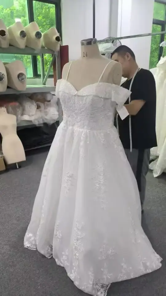 Factory Reference Photo Wedding Dress-2