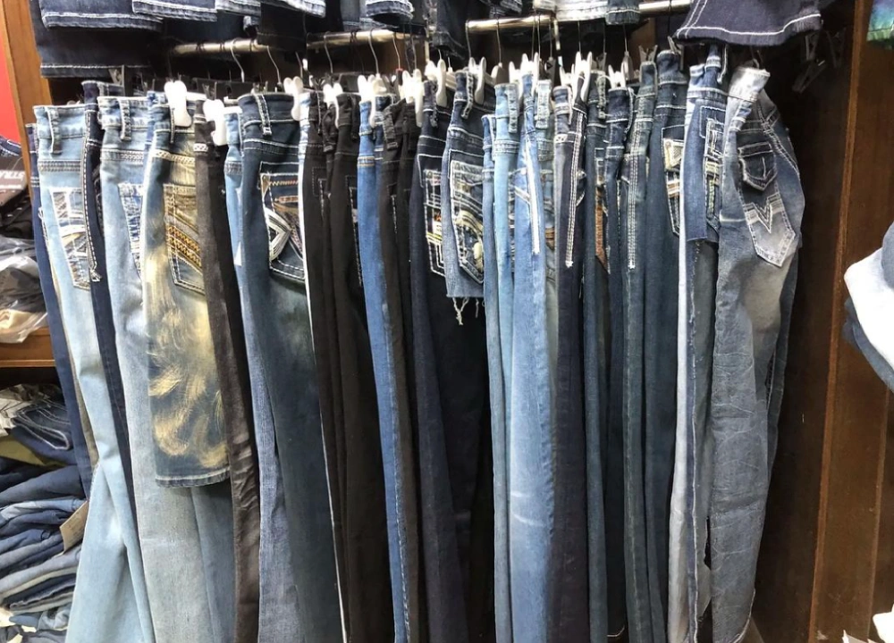 China Industrial Clusters denim jeans display China Industrial Clusters denim jeans display
