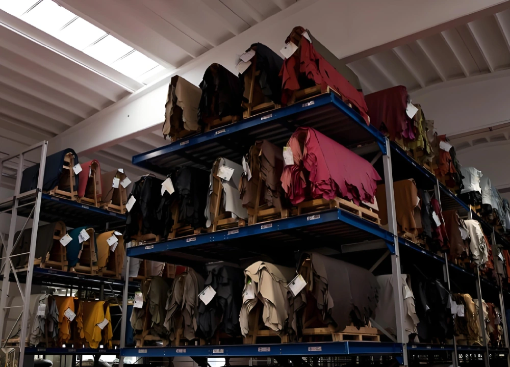 China Industrial Clusters fabric raw material warehouse China Industrial Clusters fabric raw material warehouse