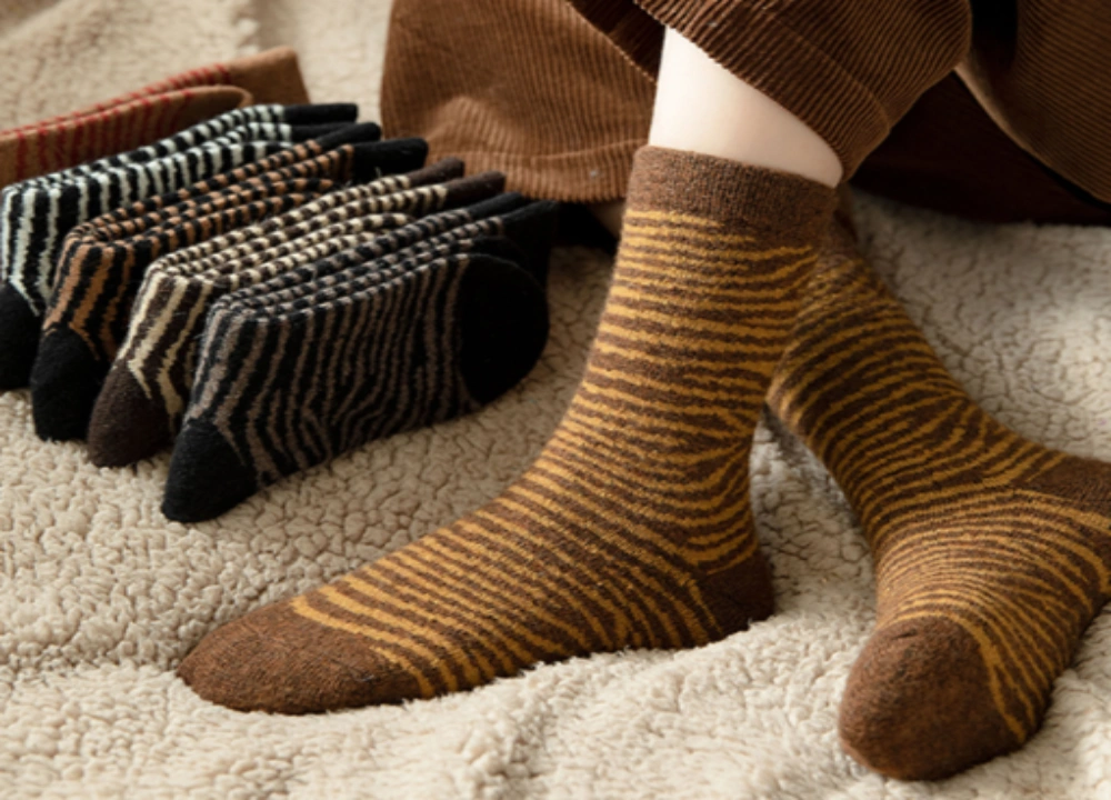 China Industrial Clusters knitted socks product China Industrial Clusters knitted socks product