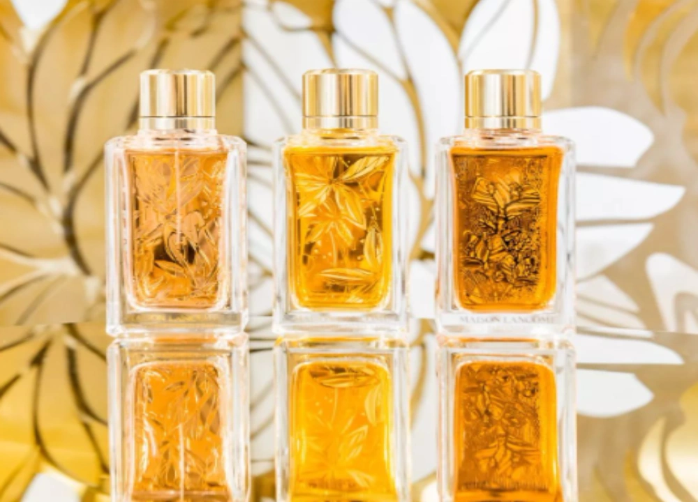 Guangzhou Wholesale Markets – Luxury carved glass perfume bottles collection Guangzhou Wholesale Markets - Luxury carved glass perfume bottles collection