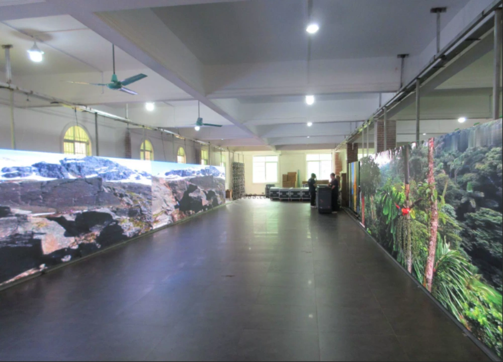 Taller de producción de la fábrica de pantallas LED