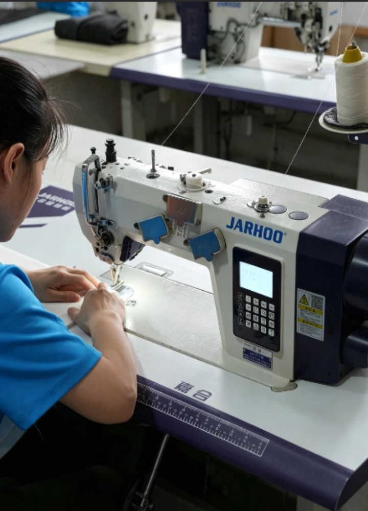 Sewing equipment for compressed sofa factory