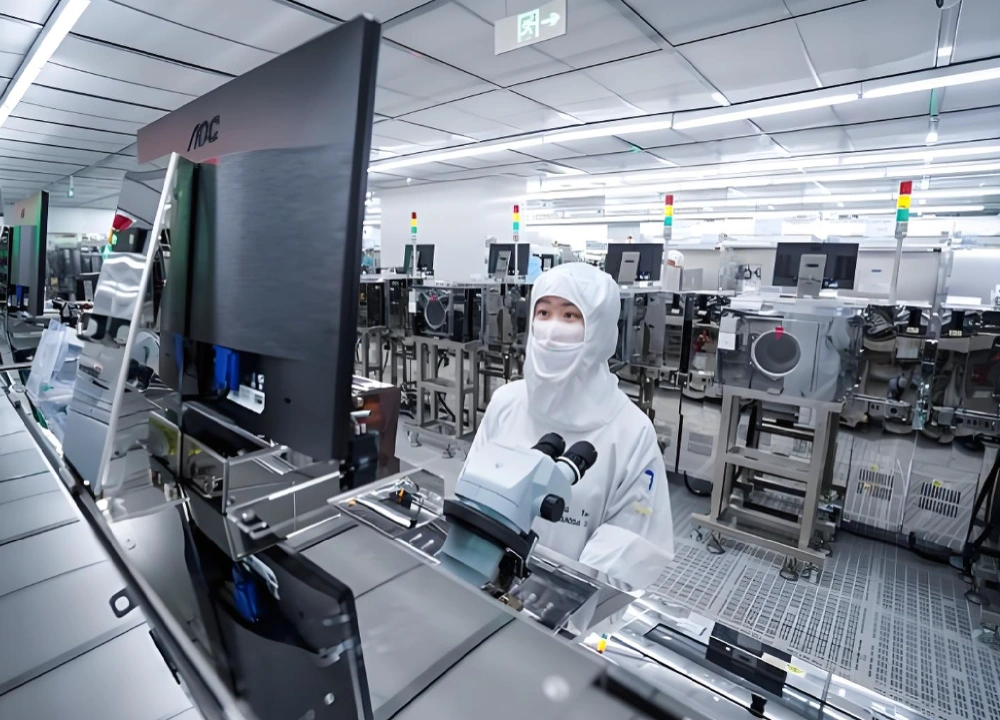 China Industrial Clusters cleanroom electronics workshop China Industrial Clusters cleanroom electronics workshop